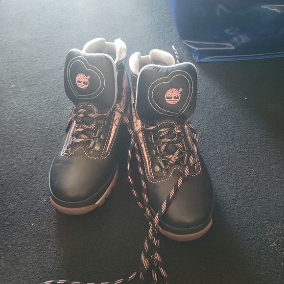 Timberland boots - Picture 2 of 3